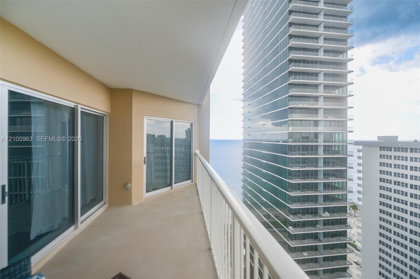 1980 S Ocean Dr, Hallandale Beach FL 33009