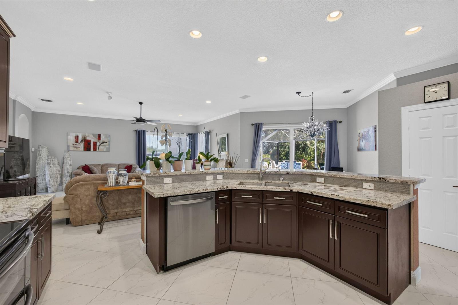 11910 Torreyanna Circle, Palm Beach Gardens FL 33412 photo 4