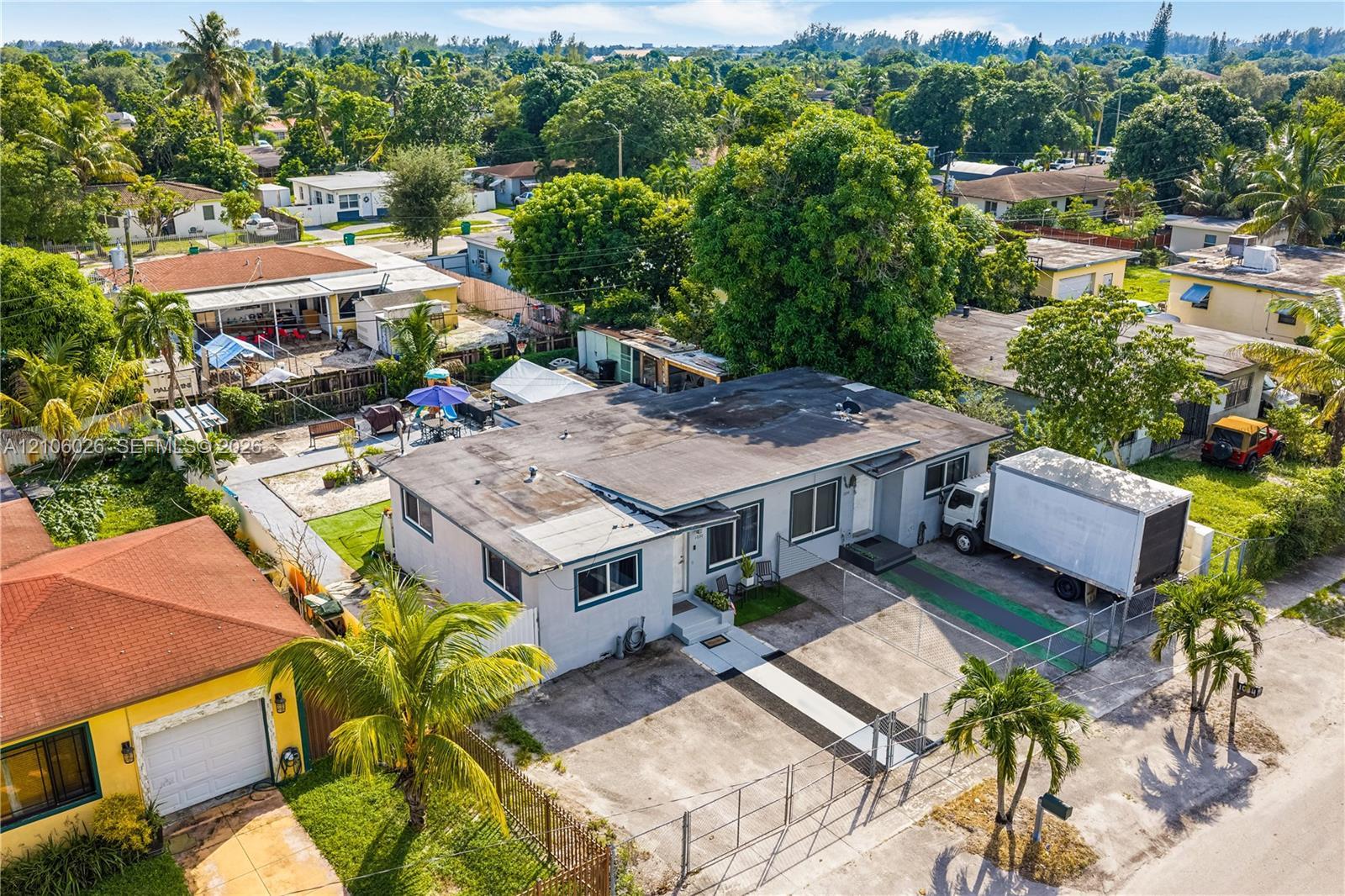 1030 NW 114th St, Miami FL 33168 photo 3