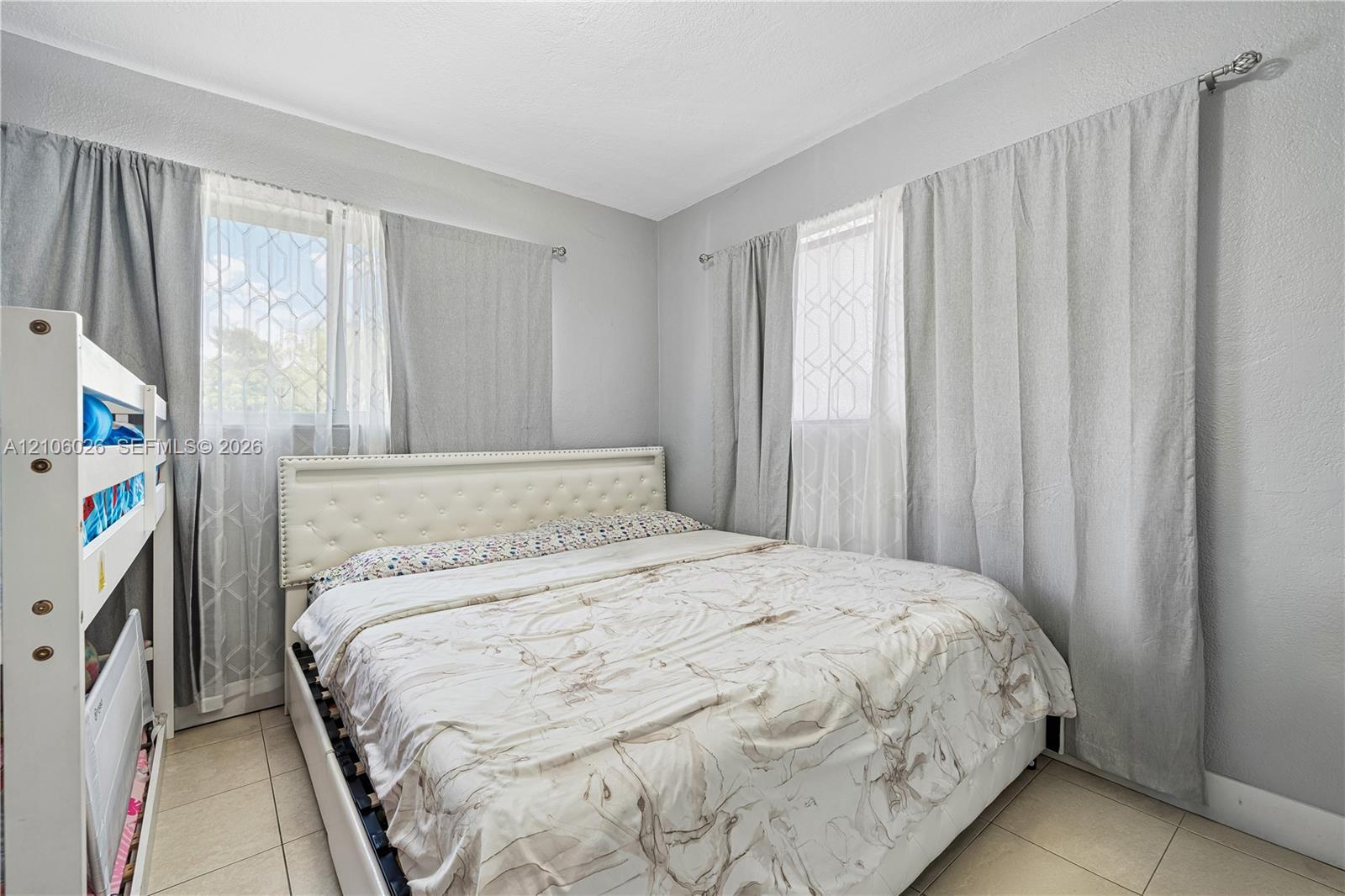 1030 NW 114th St, Miami FL 33168 photo 5