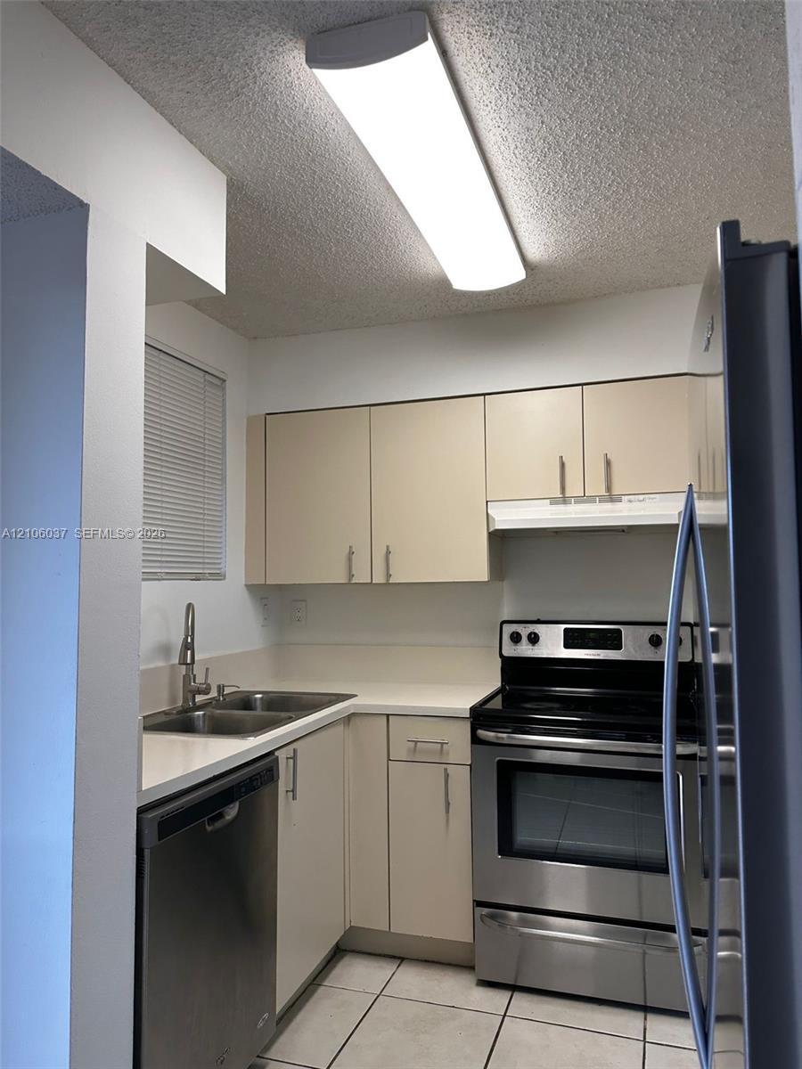 14951 SW 82nd Ln # 504, Miami FL 33193 photo 4