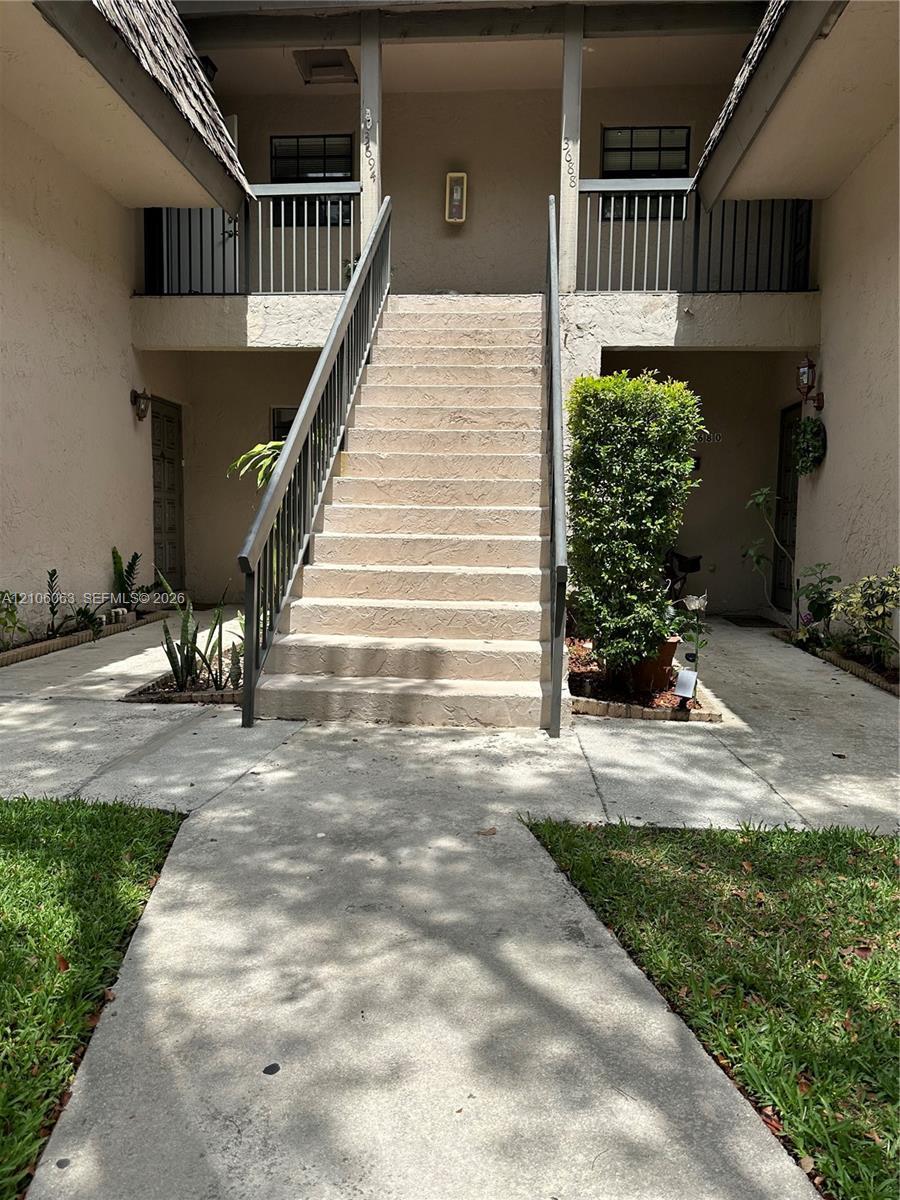 3694 NW 95th Ter # 8M, Sunrise FL 33351 photo 2