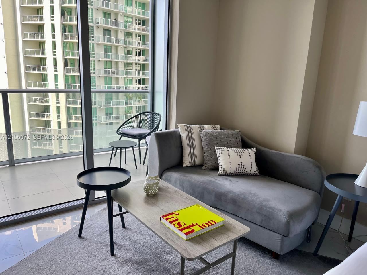 1300 Brickell Bay Dr # 1806, Miami FL 33131 photo 3