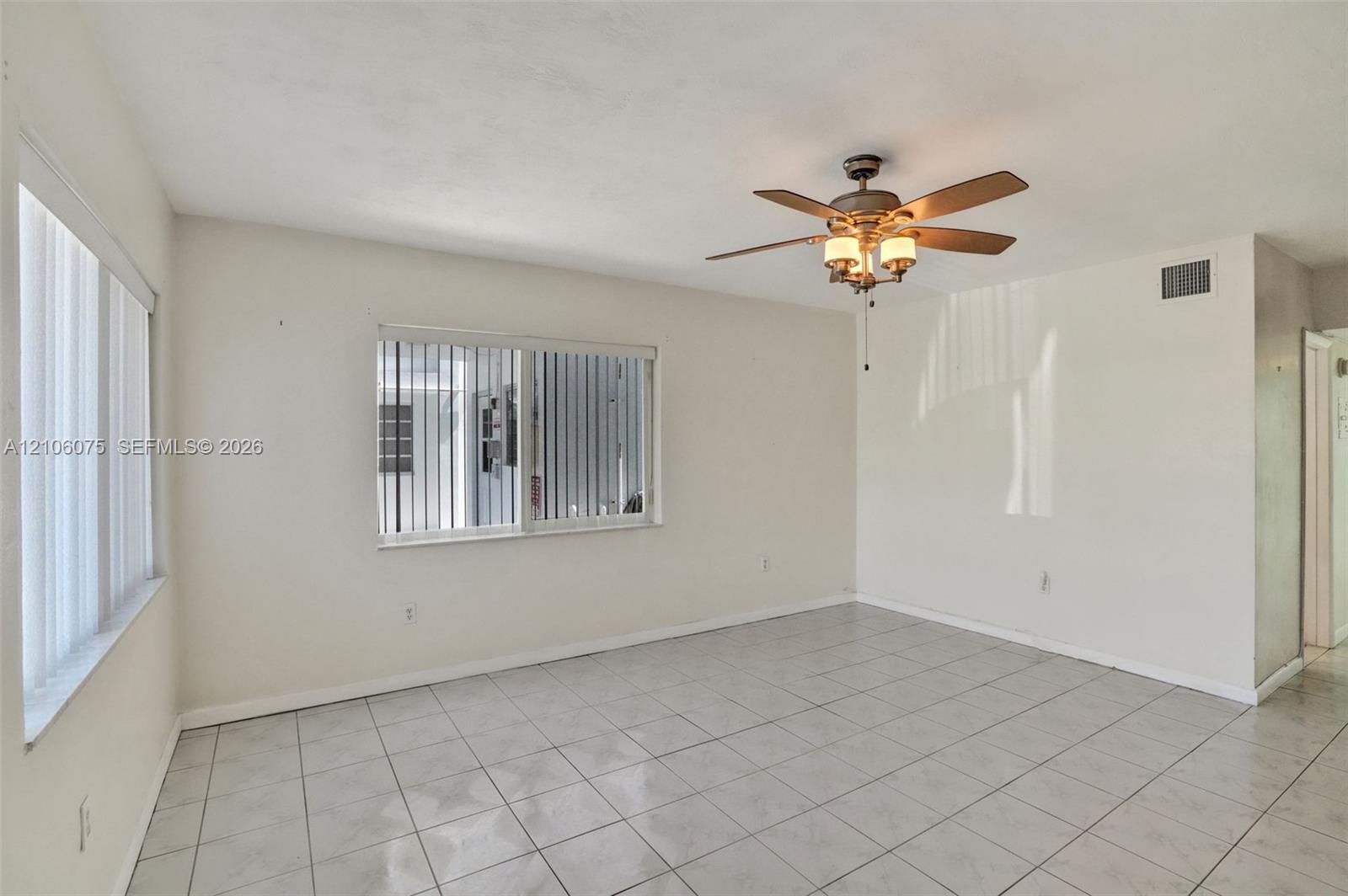 52 NE 204th St # 8, Miami Gardens FL 33179 photo 4