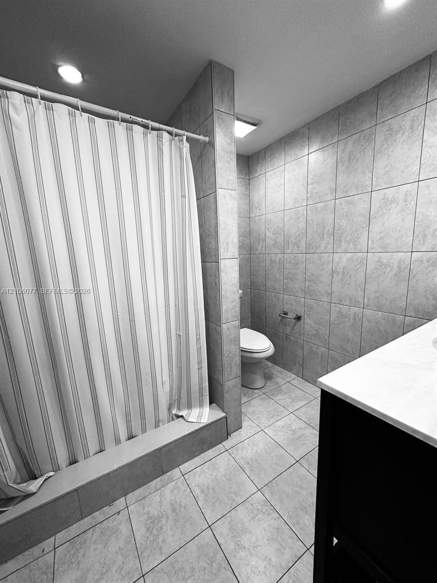 10000 NW 80 Ct # 2543, Hialeah Gardens FL 33016 photo 5