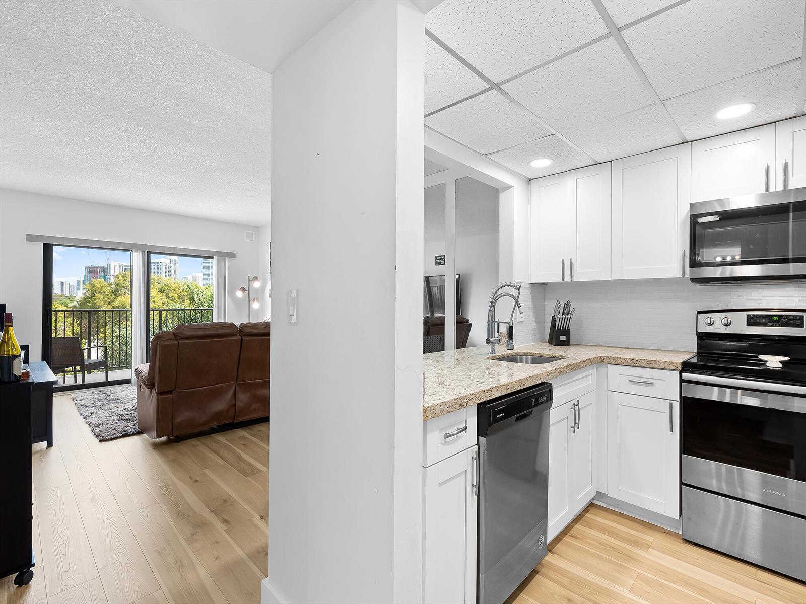900 RIVER REACH Drive # 406, Fort Lauderdale FL 33315 photo 4