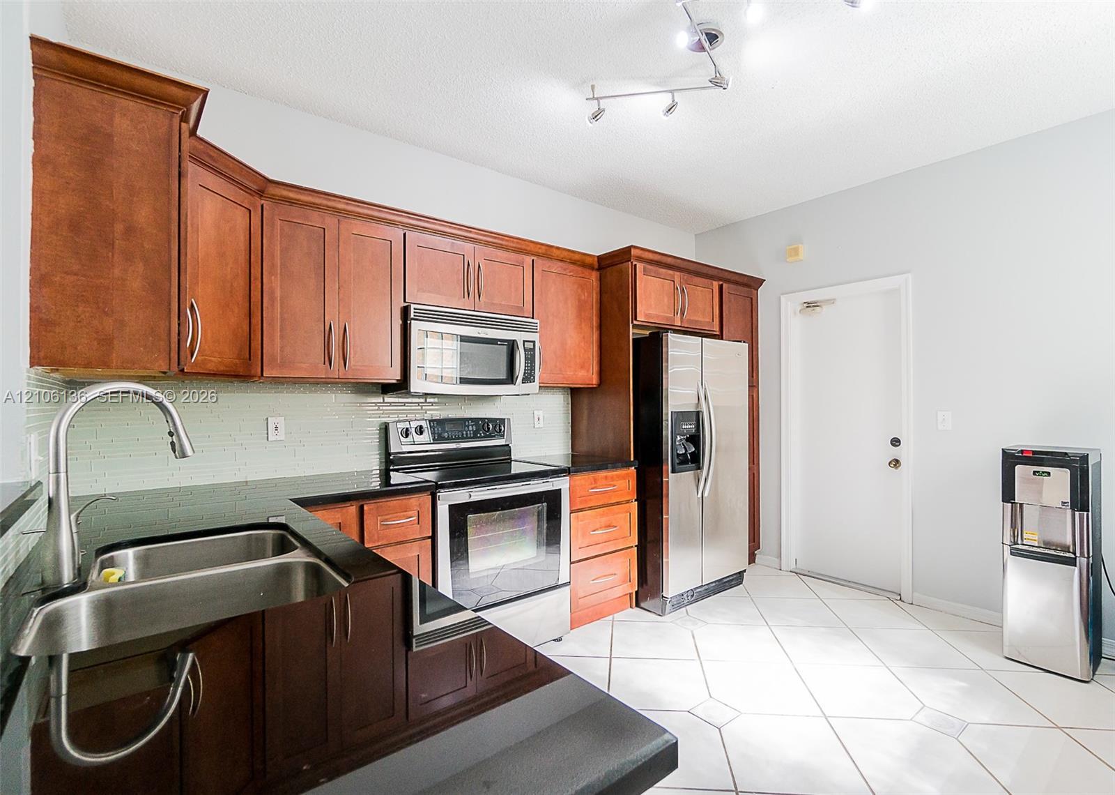 3713 San Simeon Cir, Weston FL 33331 photo 5