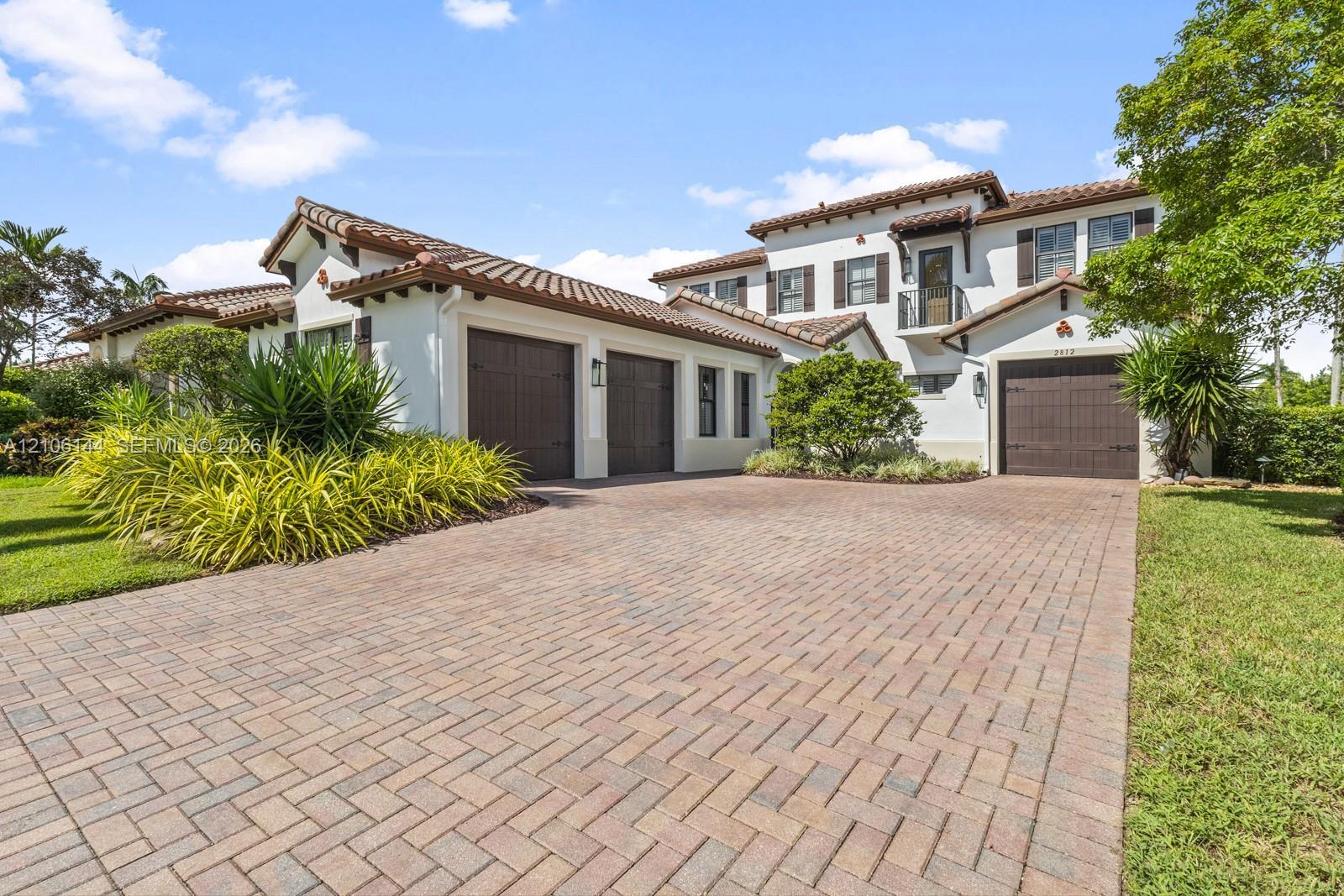 2812 NW 84th Ter, Cooper City FL 33024 photo 2