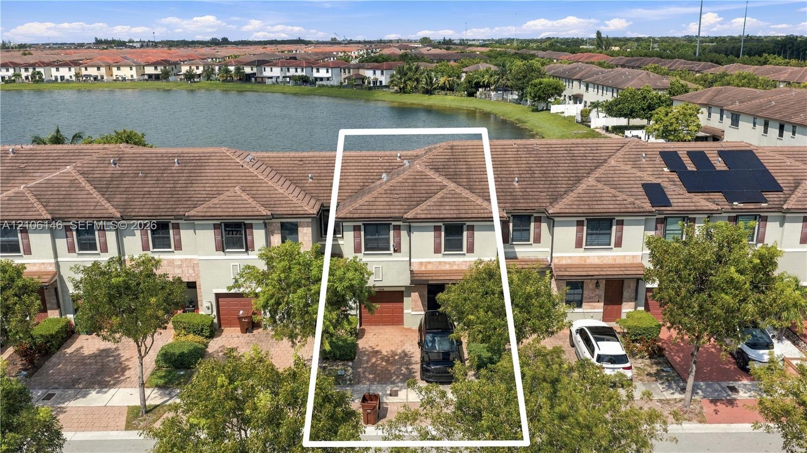 3259 W 100th Ter, Hialeah FL 33018