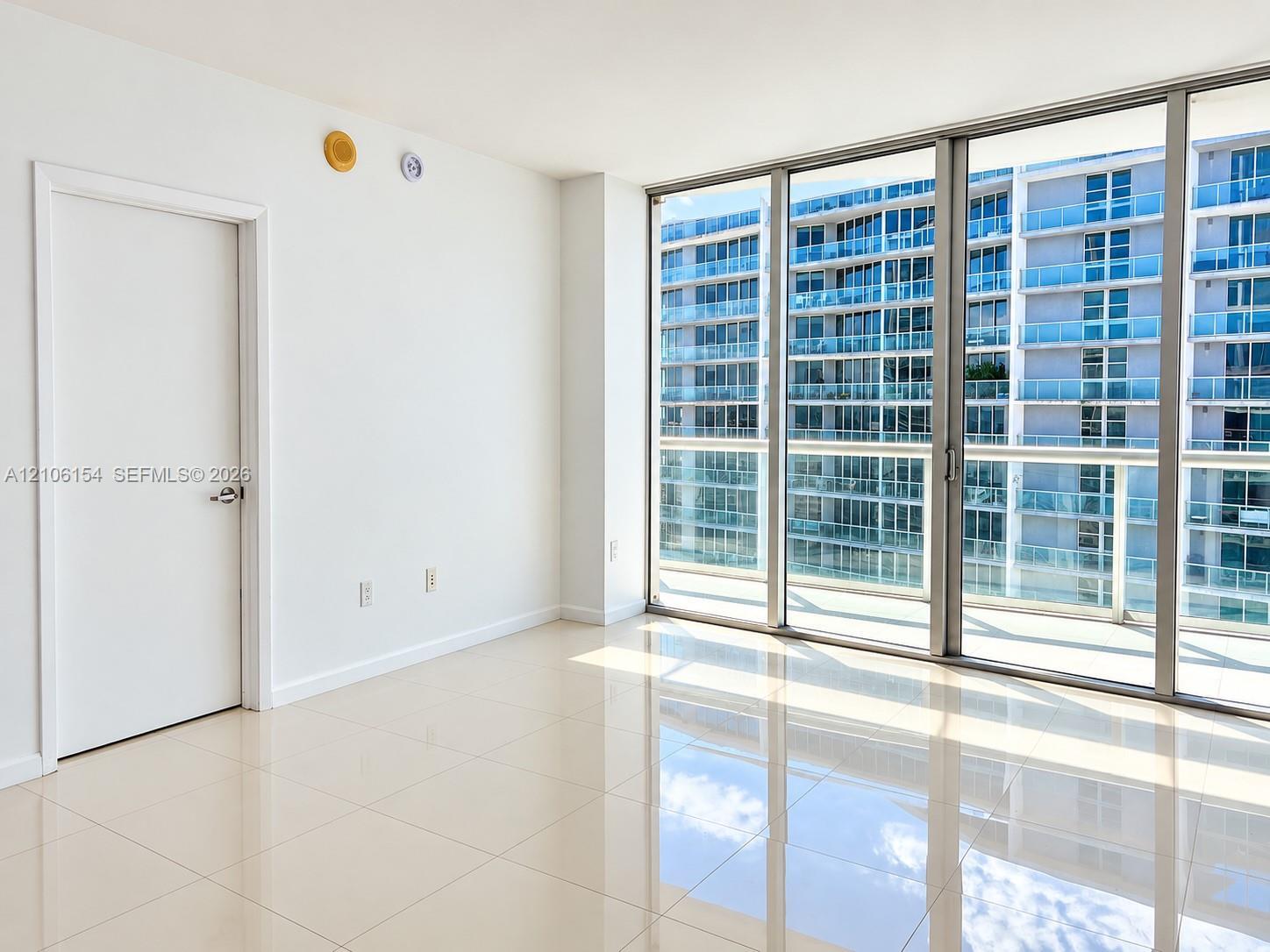 475 Brickell Ave # 5209, Miami FL 33131 photo 3