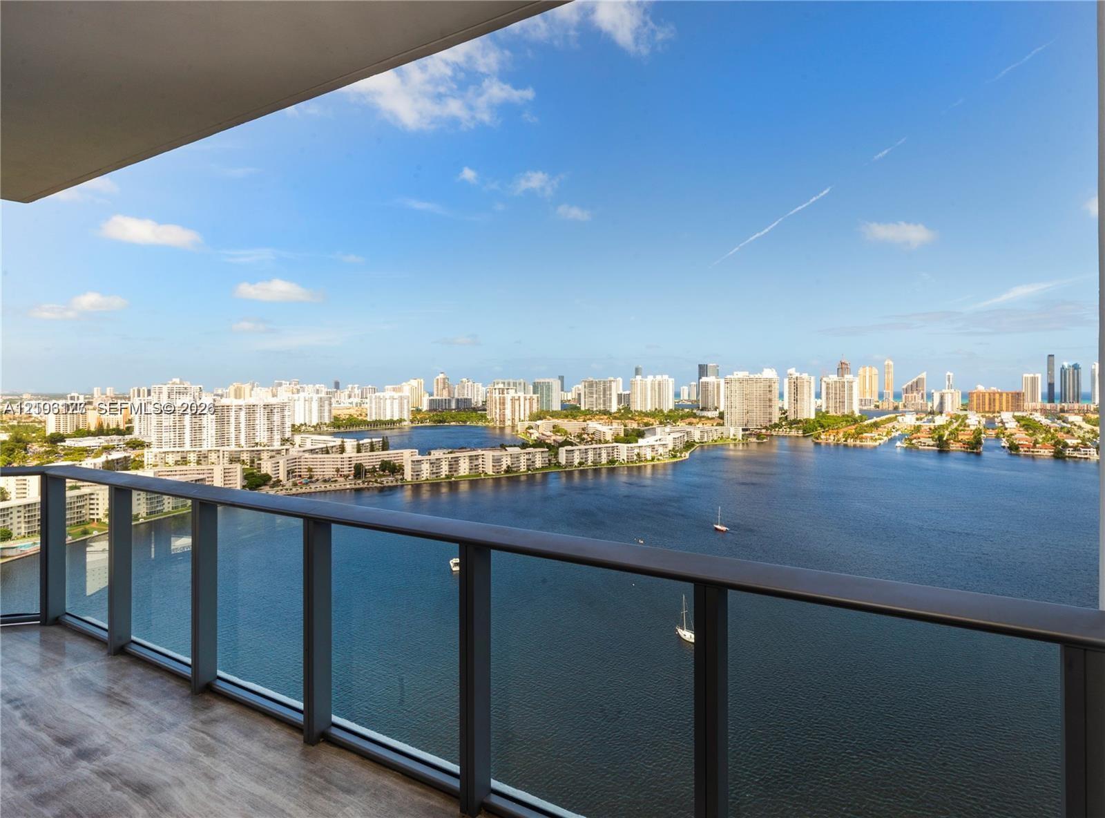 17301 Biscayne Blvd # 10, North Miami Beach FL 33160 photo 5