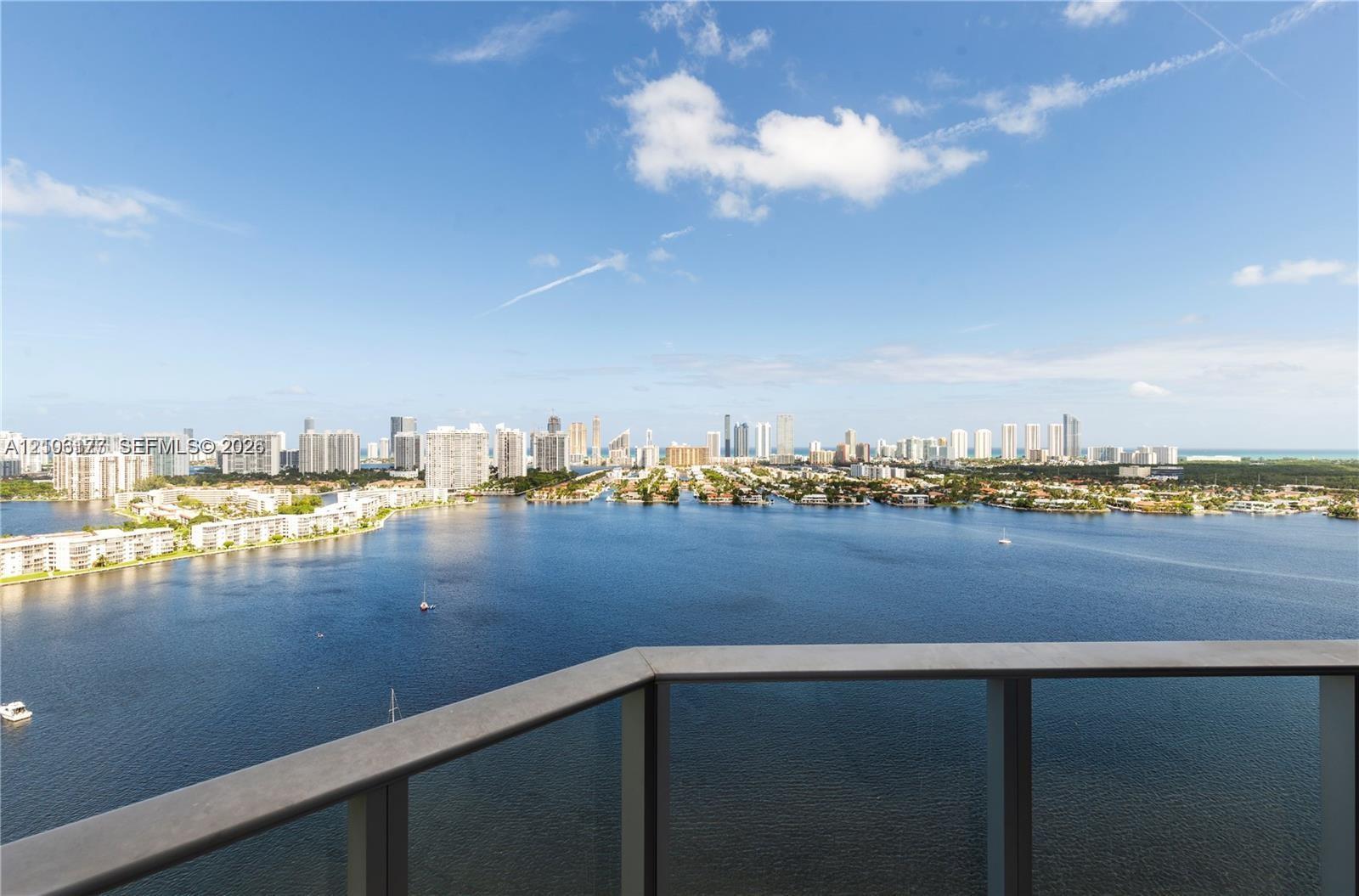 17301 Biscayne Blvd # 10, North Miami Beach FL 33160 photo 4