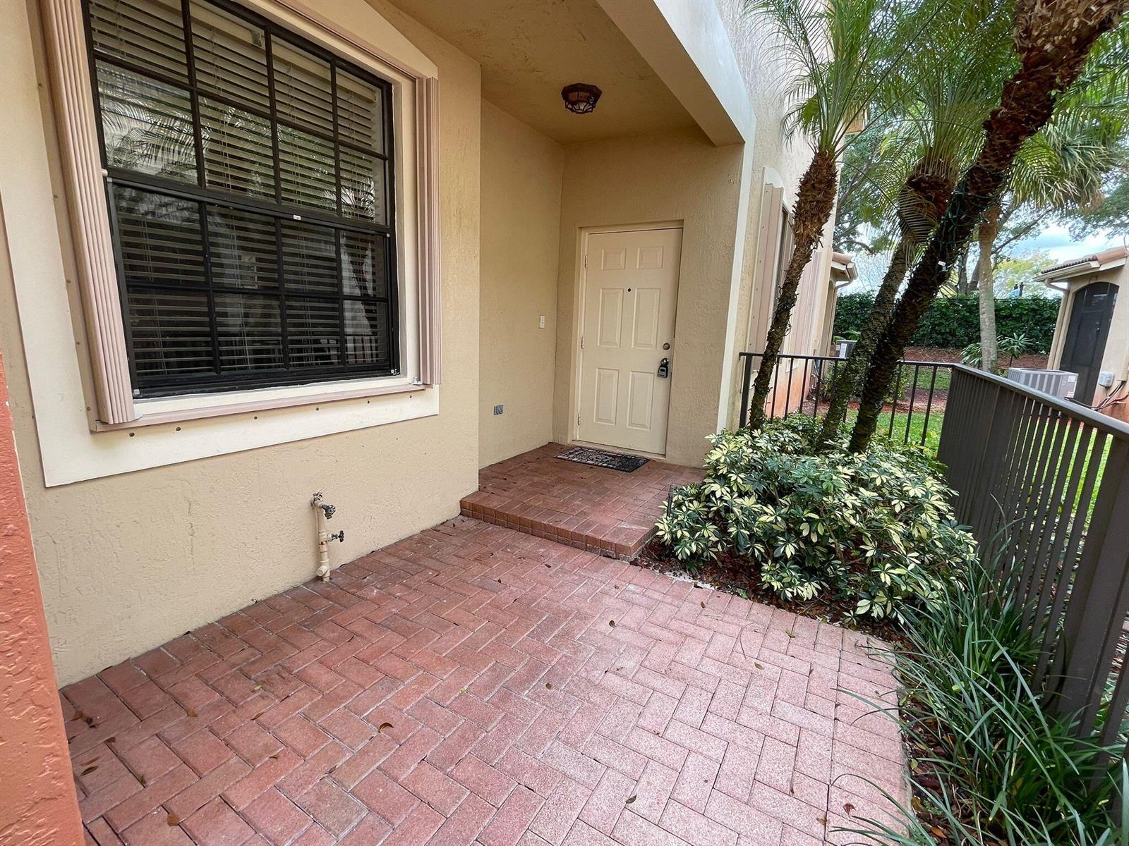 4158 FOREST Drive, Weston FL 33332 photo 2