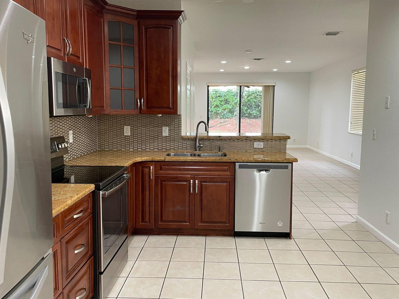 4158 FOREST Drive, Weston FL 33332 photo 4