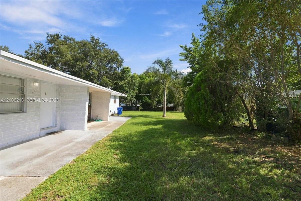 15741 NW 39th Ct # 1, Miami Gardens FL 33054 photo 2