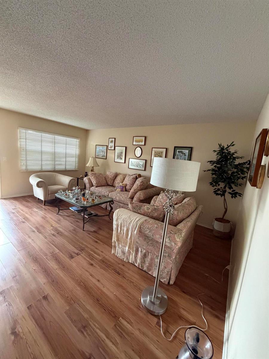 128 Wellington G, West Palm Beach FL 33417 photo 5