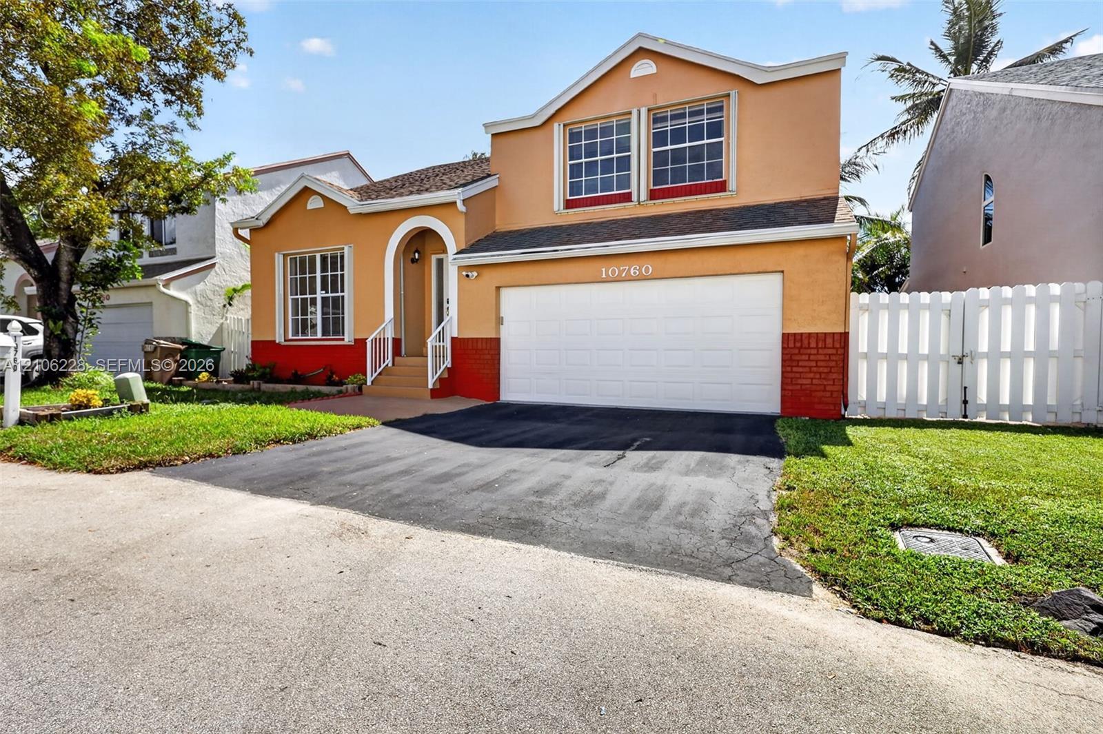 10760 SW 11th Dr, Davie FL 33324 photo 3