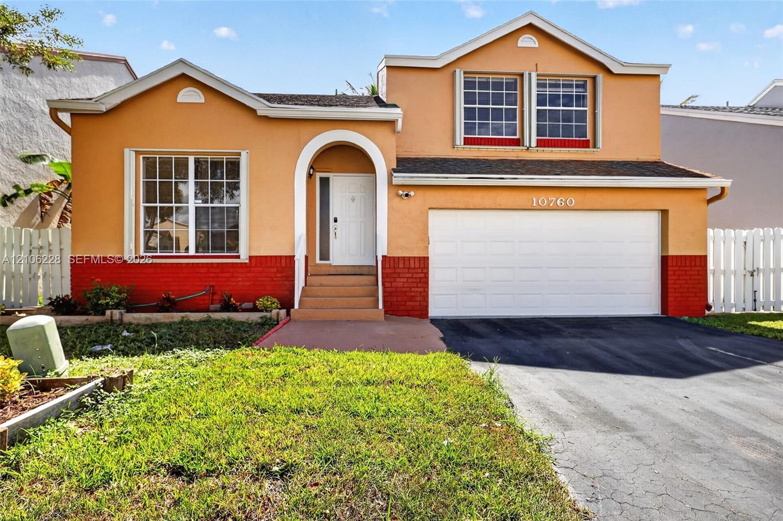 10760 SW 11th Dr, Davie FL 33324