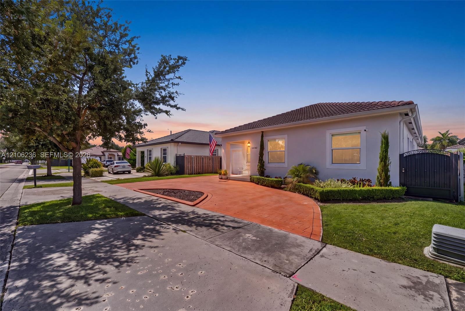 14940 NW 89th Ave, Miami Lakes FL 33018 photo 3