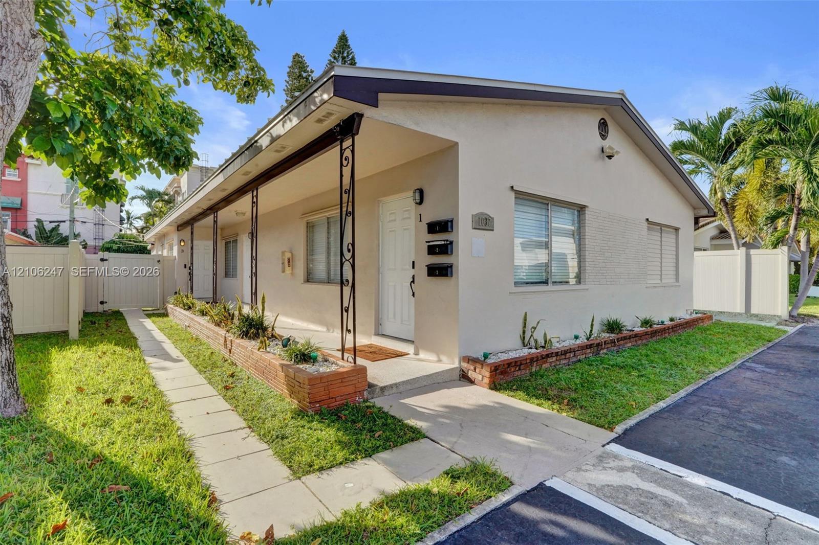 1037 N Victoria Park Rd # 2, Fort Lauderdale FL 33304 photo 2