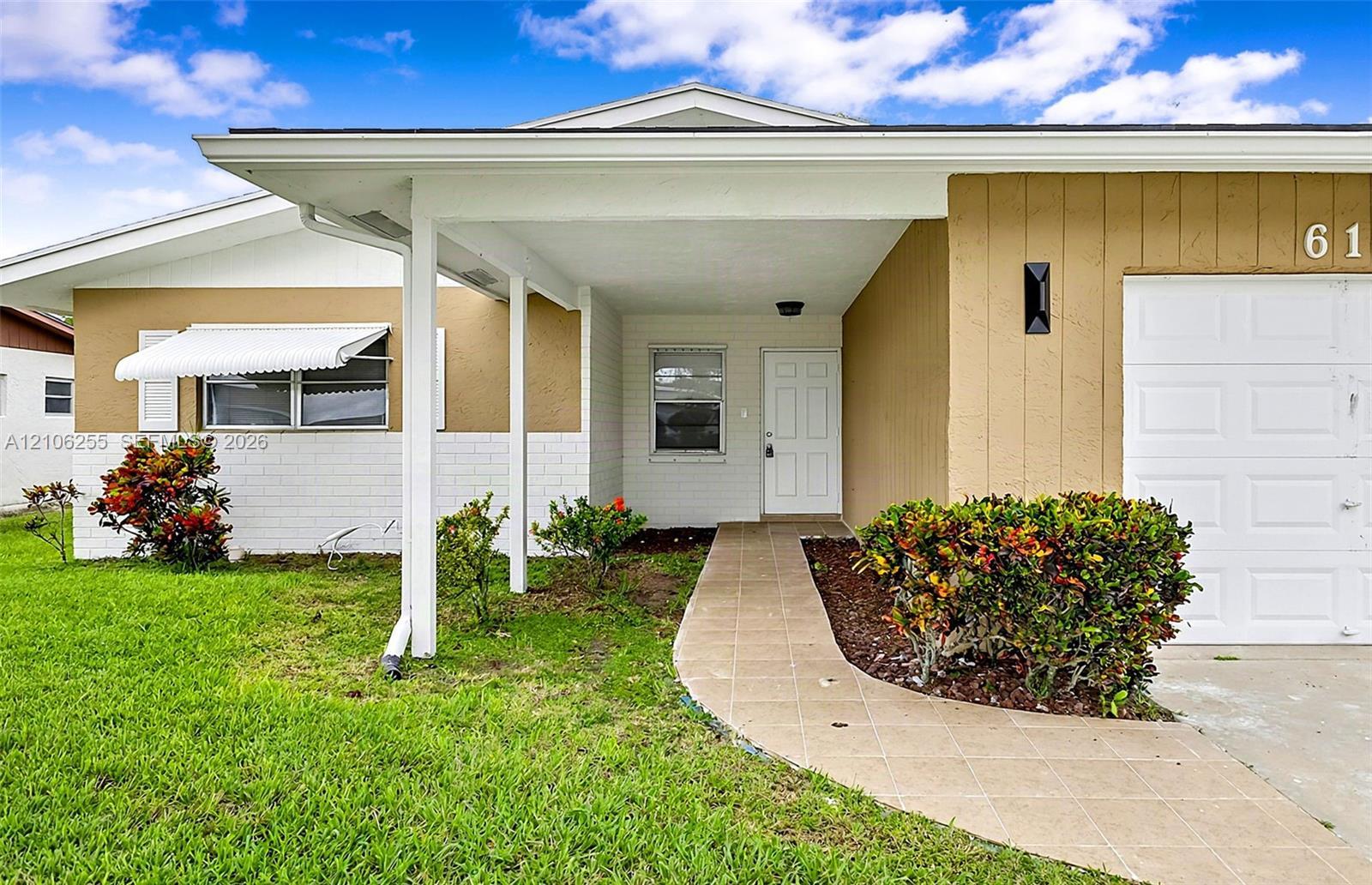 6118 Dusenburg Rd, Delray Beach FL 33484 photo 2