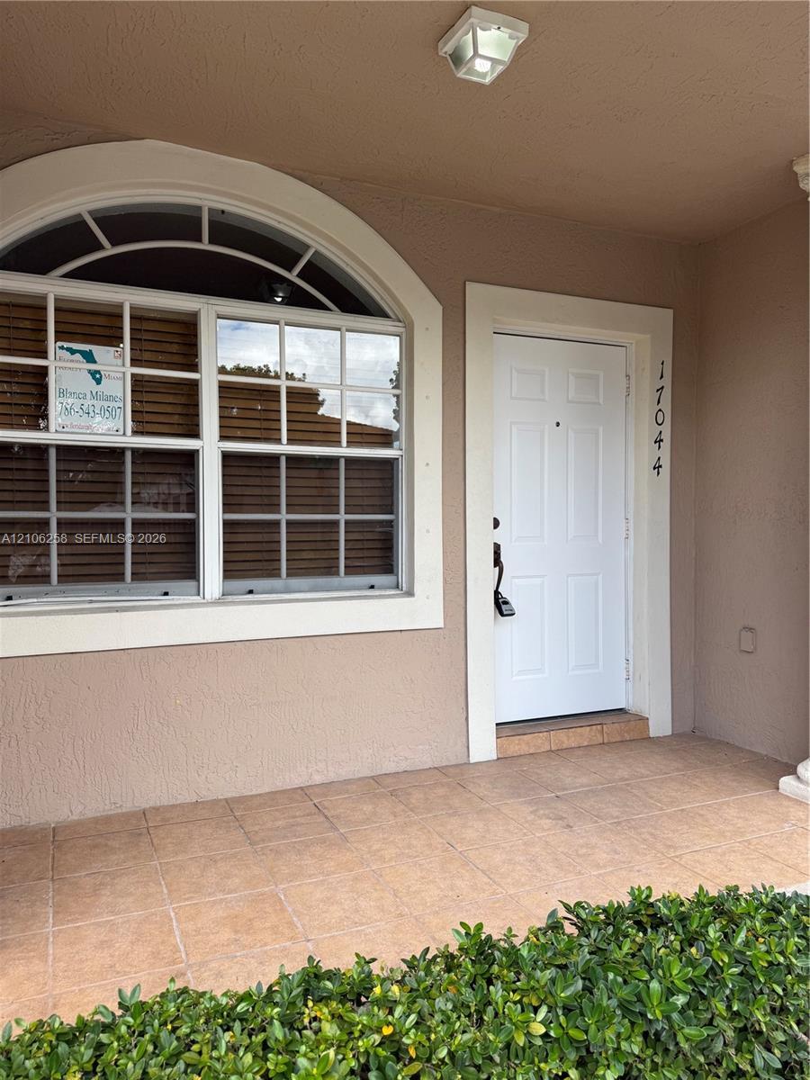 17044 SW 137th Ct, Miami FL 33177 photo 2