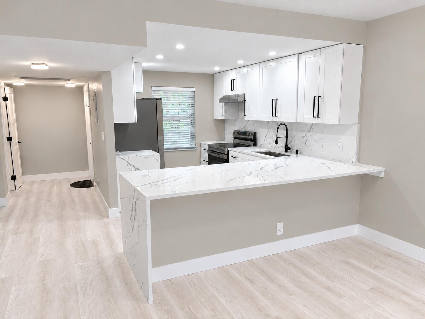3900 Oaks Clubhouse Drive # 101, Pompano Beach FL 33069
