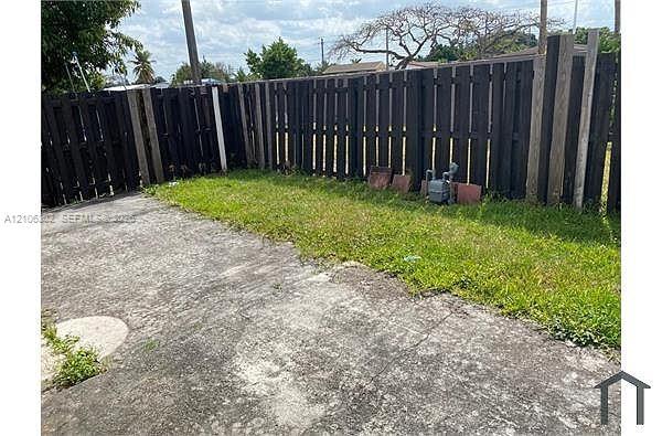 18240 NW 41st Pl, Miami Gardens FL 33055 photo 5