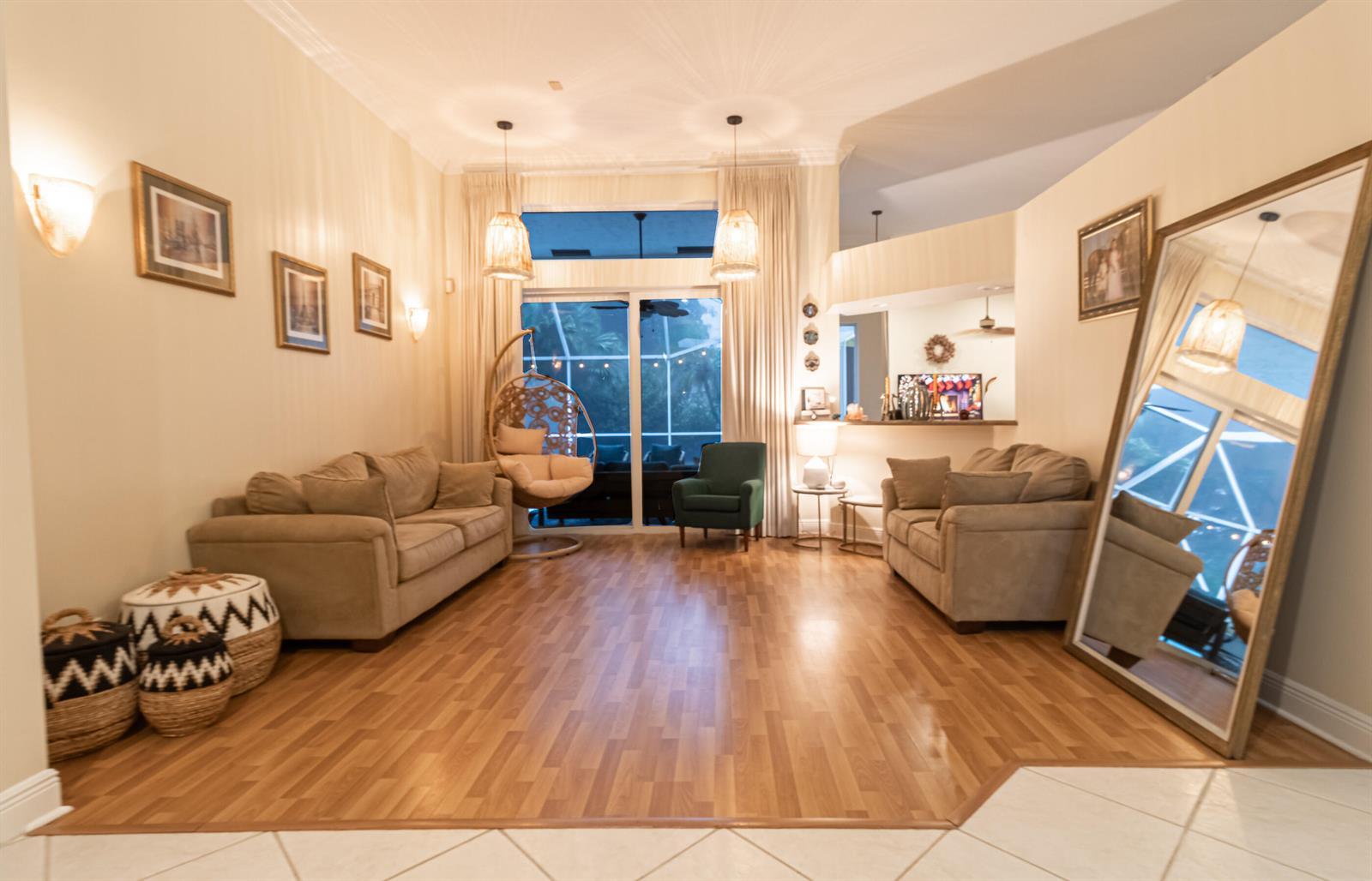 5062 Kensington Circle, Coral Springs FL 33076 photo 2
