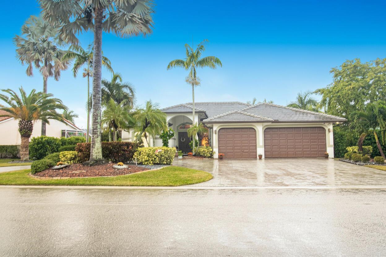 5062 Kensington Circle, Coral Springs FL 33076