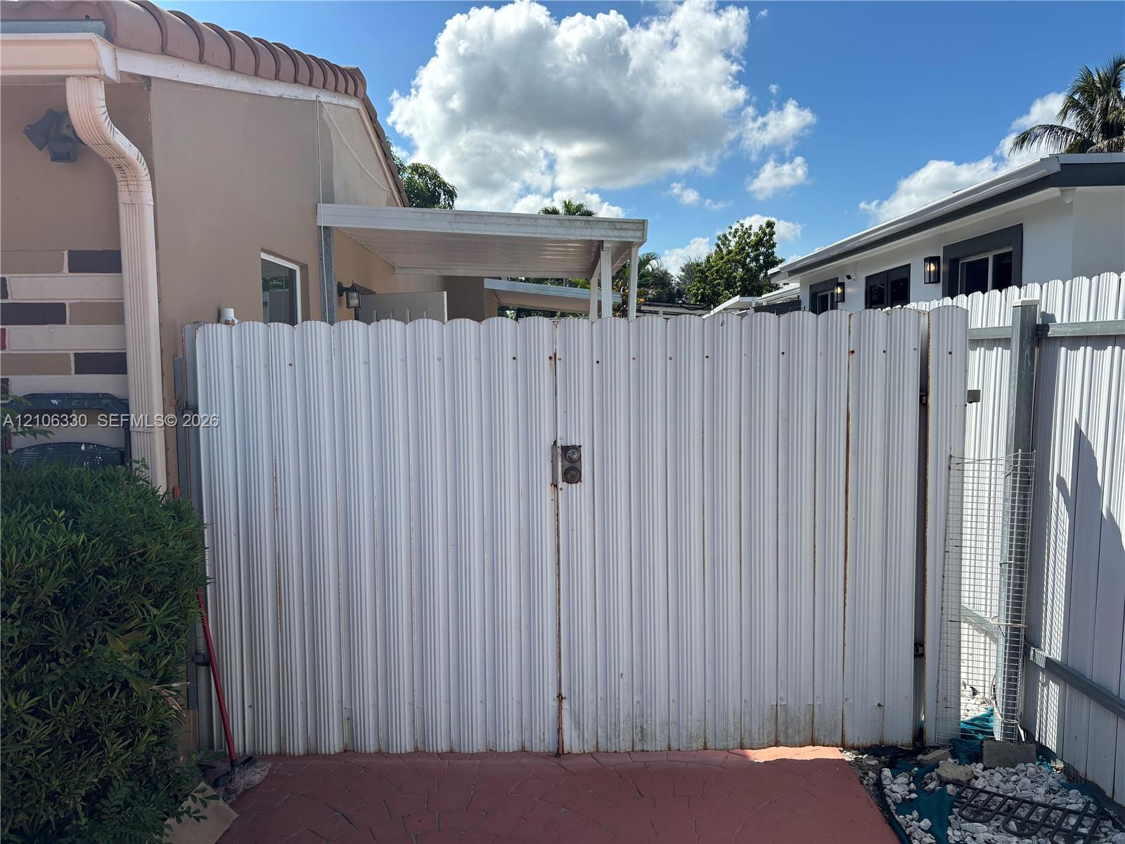 280 NW 144th St # 1, Miami FL 33168 photo 3