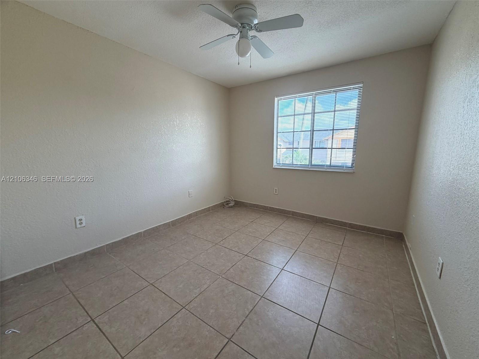 1445 SW 122nd Ave # 14, Miami FL 33184 photo 3