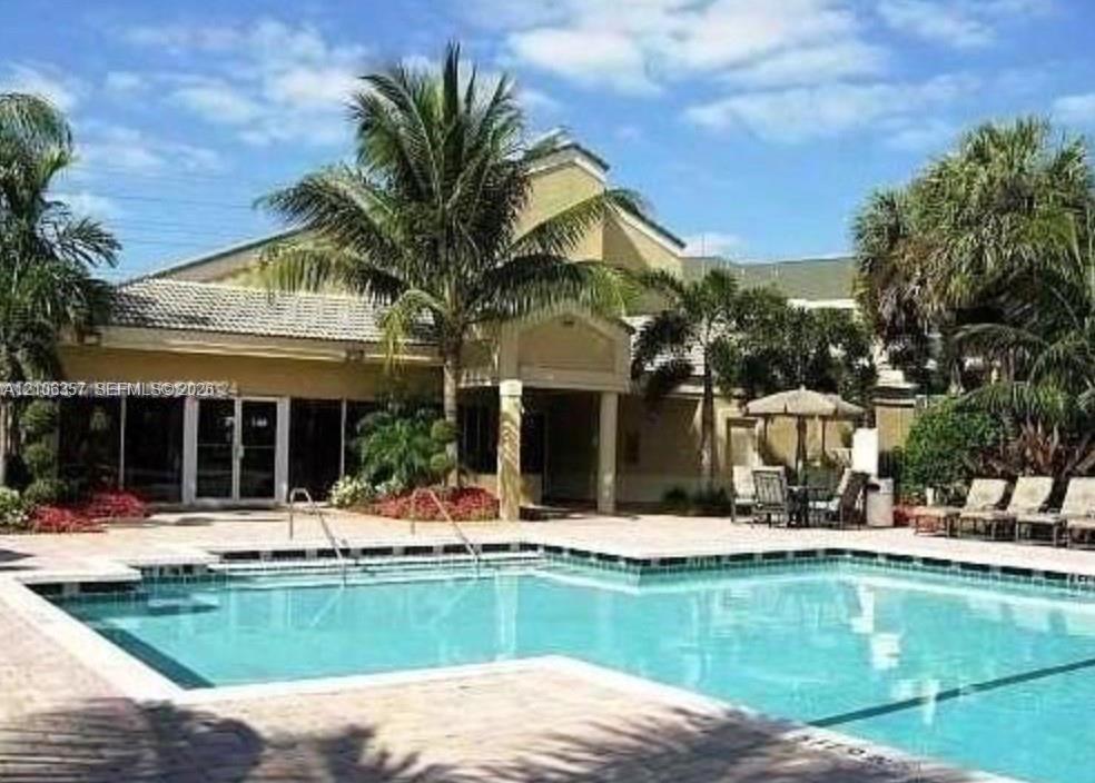 5720 Rock Island Rd # 385, Tamarac FL 33319 photo 2