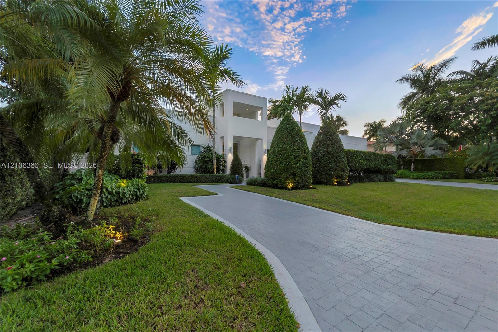 2632 NE 35th Dr, Fort Lauderdale FL 33308