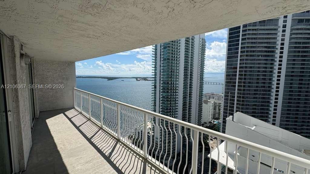 1200 Brickell Bay Dr # 3505, Miami FL 33131 photo 2