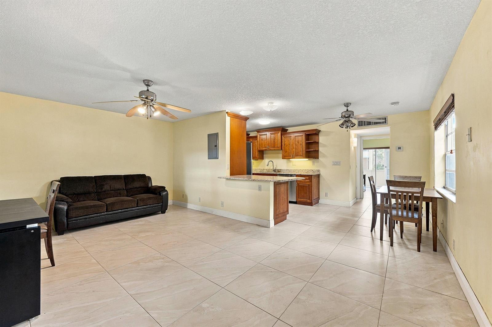 447 BURGUNDY J # J, Delray Beach FL 33484 photo 3