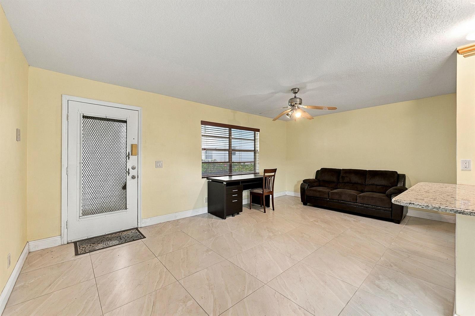 447 BURGUNDY J # J, Delray Beach FL 33484 photo 5