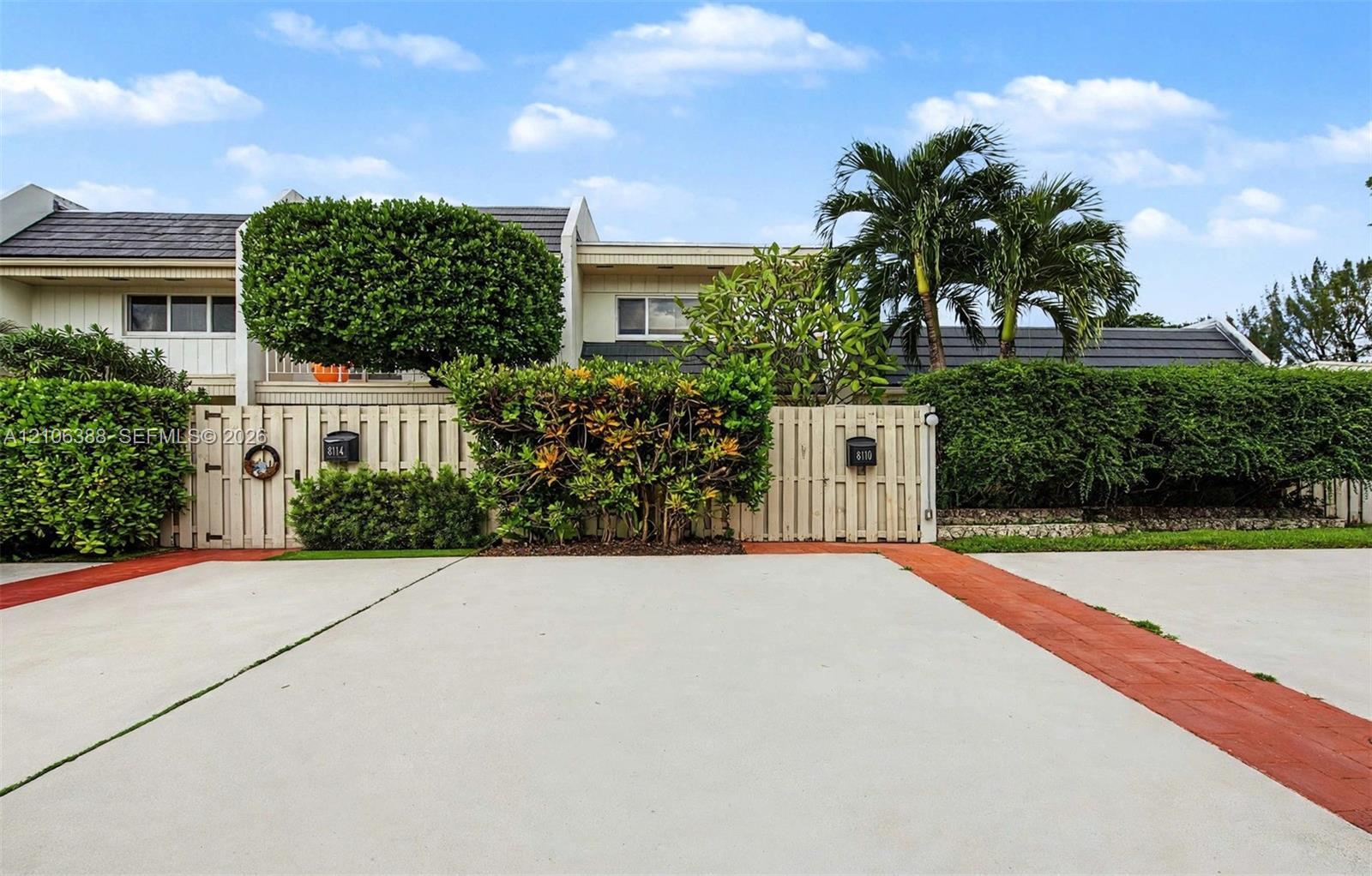 8110 SW 82nd Ct, Miami FL 33143
