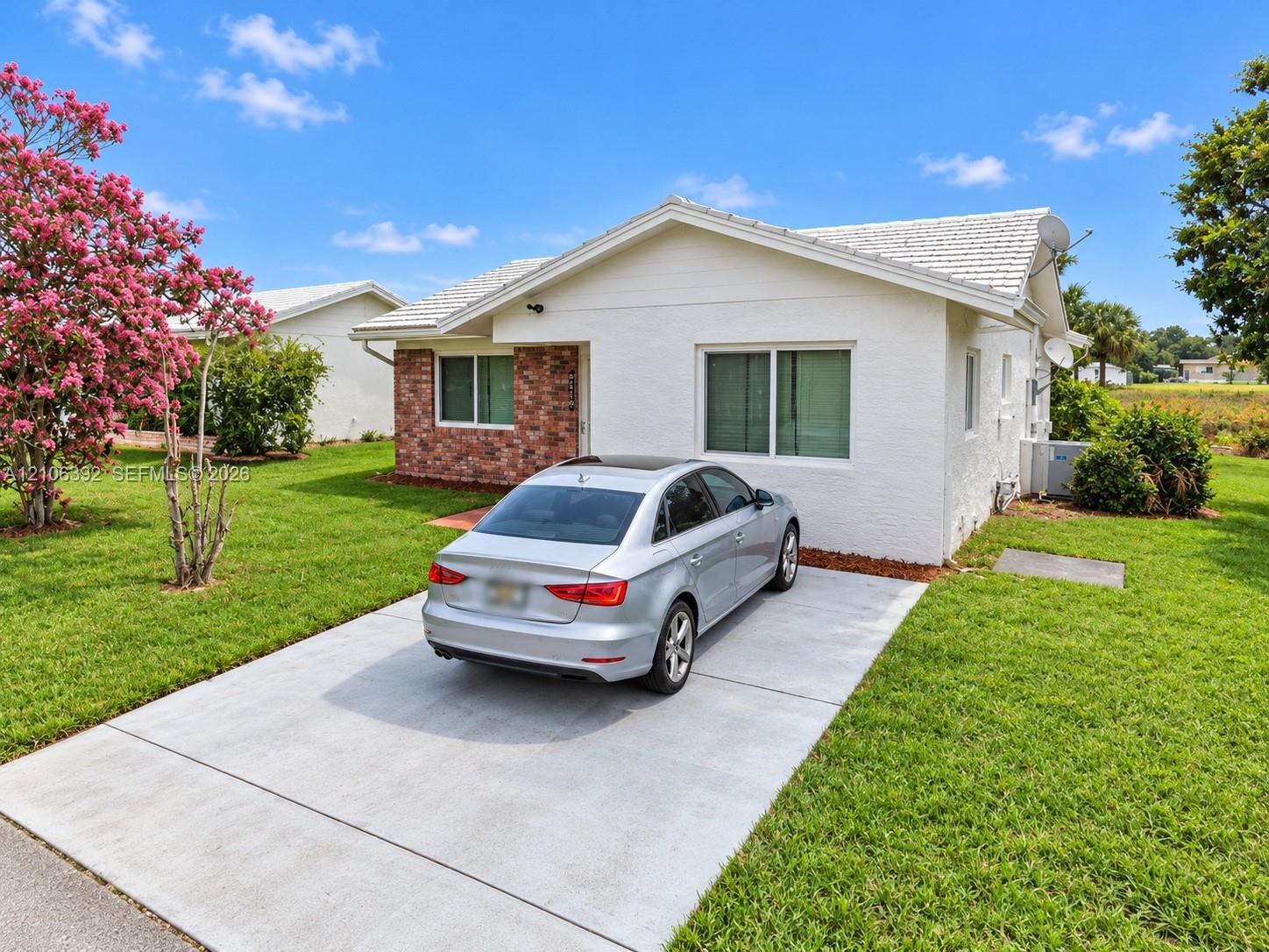 7110 NW 66th Ter, Tamarac FL 33321 photo 2