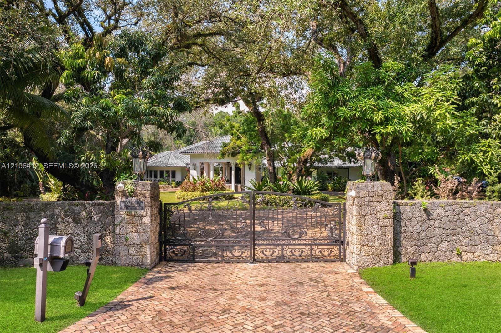 9400 Old Cutler Rd, Coral Gables FL 33156