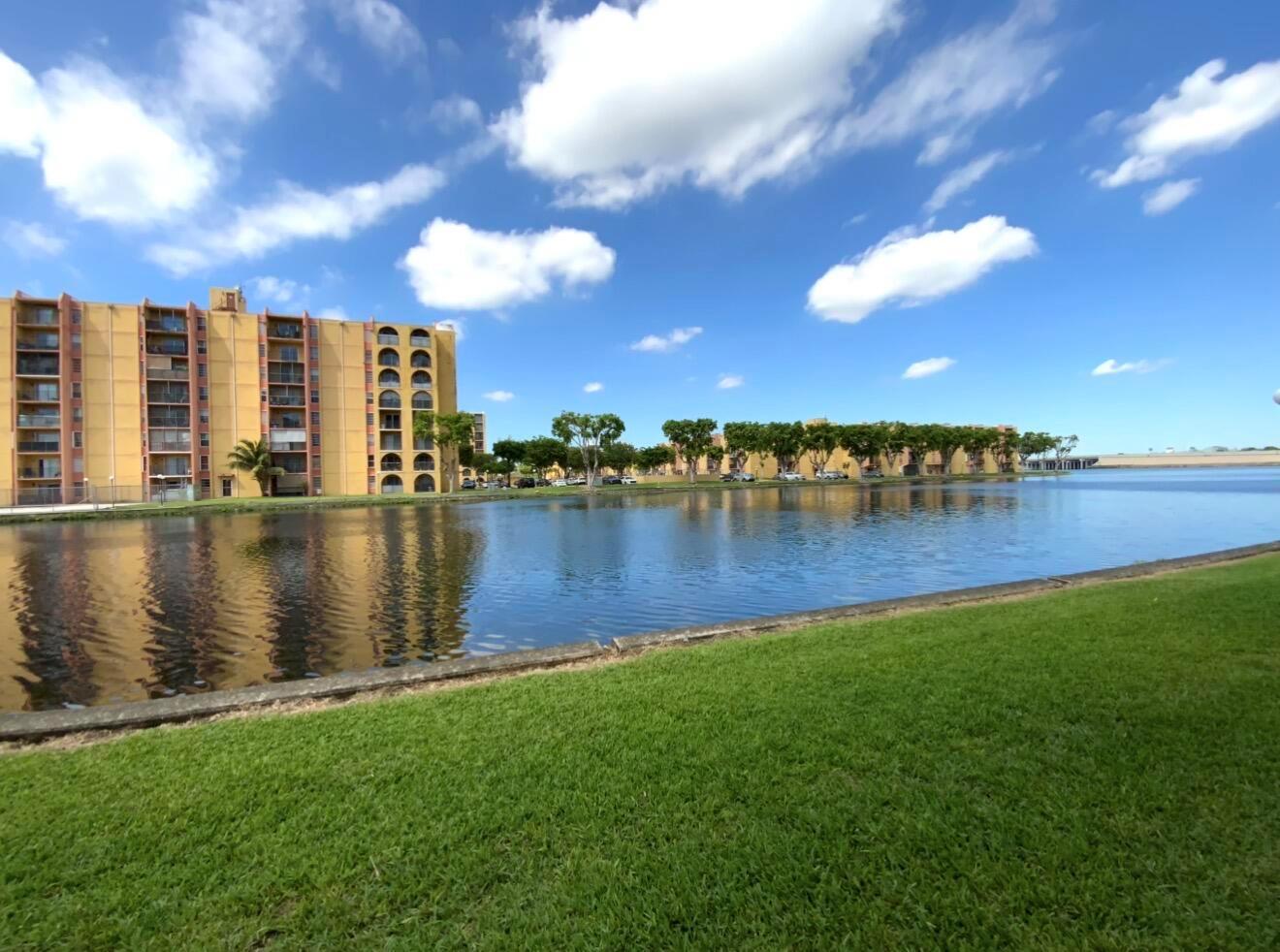 4709 NW 7TH Street # 9, Miami FL 33126