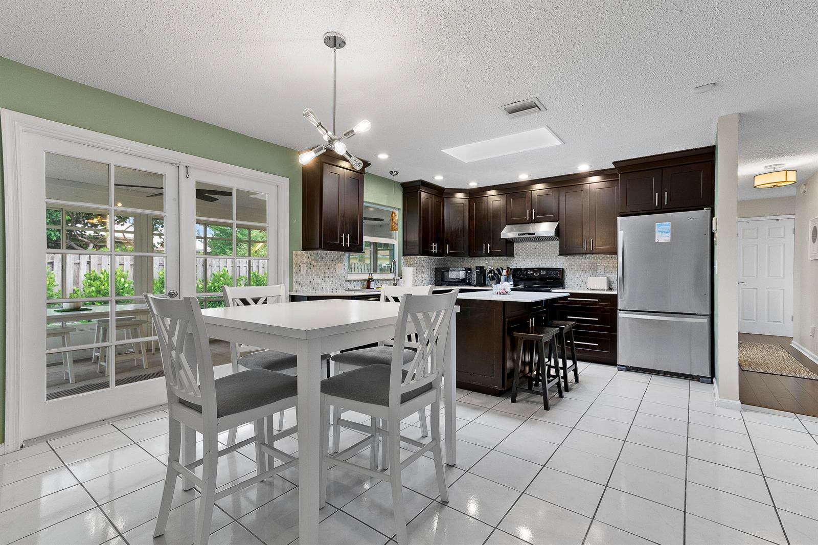 3917 Coelebs Avenue, Boynton Beach FL 33436 photo 2