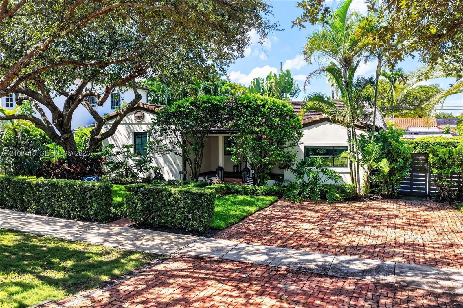 3900 SW 60th Ave, Miami FL 33155 photo 2