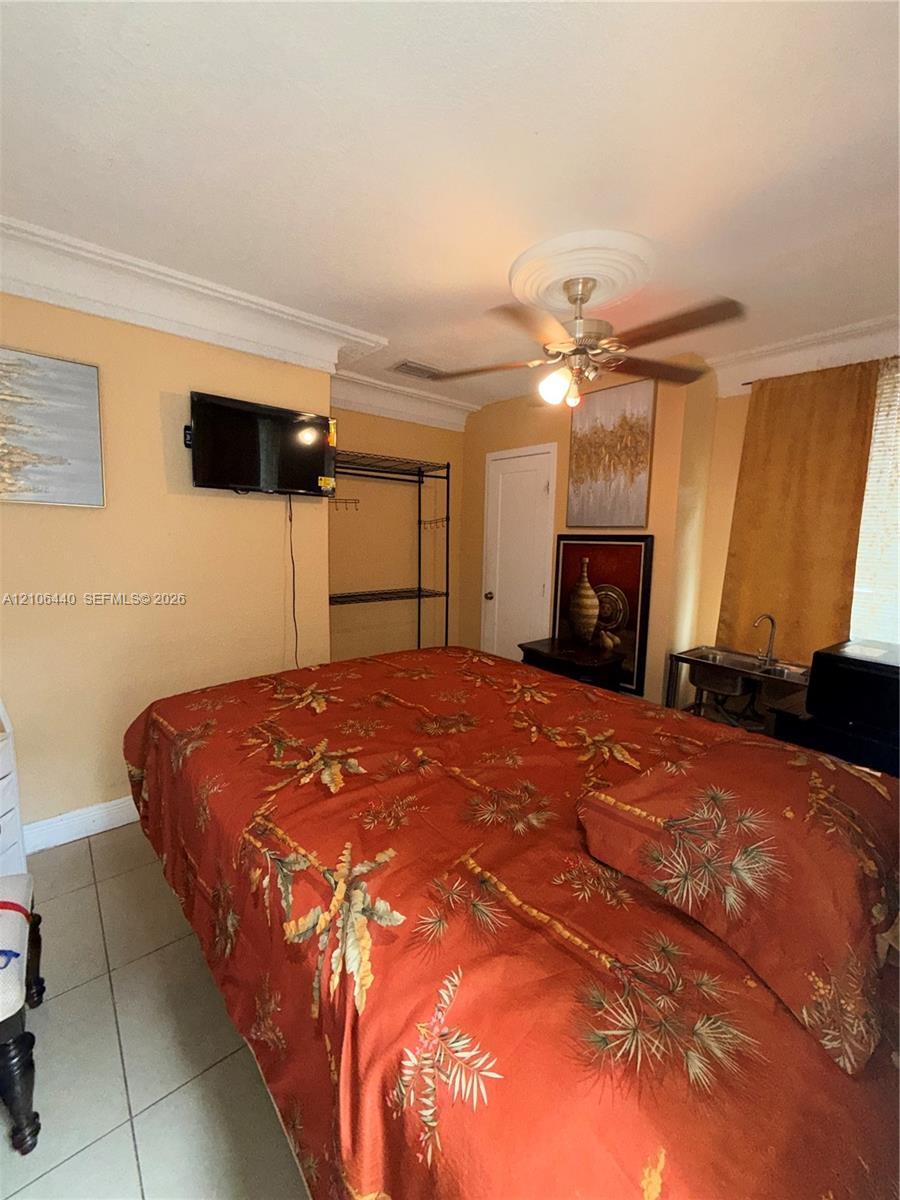 3580 NW 32nd Ct, Lauderdale Lakes FL 33309 photo 3