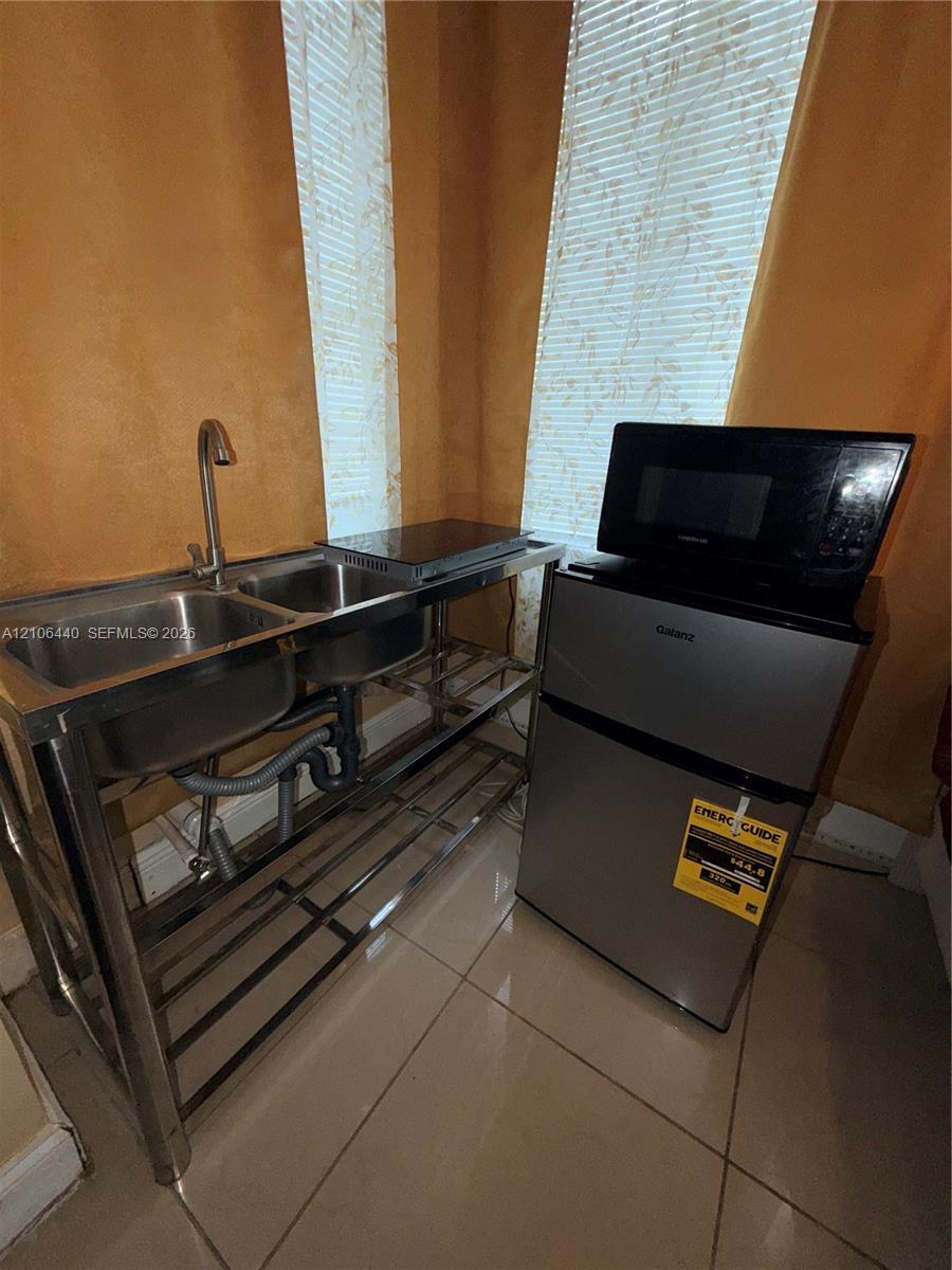 3580 NW 32nd Ct, Lauderdale Lakes FL 33309 photo 5