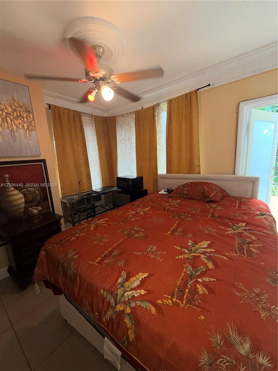 3580 NW 32nd Ct, Lauderdale Lakes FL 33309 photo 4