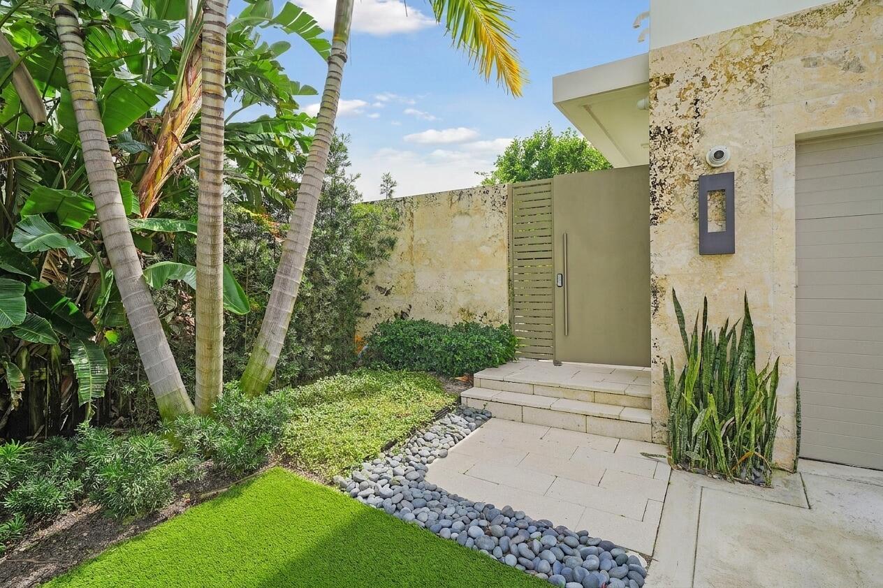 724 N LAKE Avenue N, Delray Beach FL 33483 photo 3