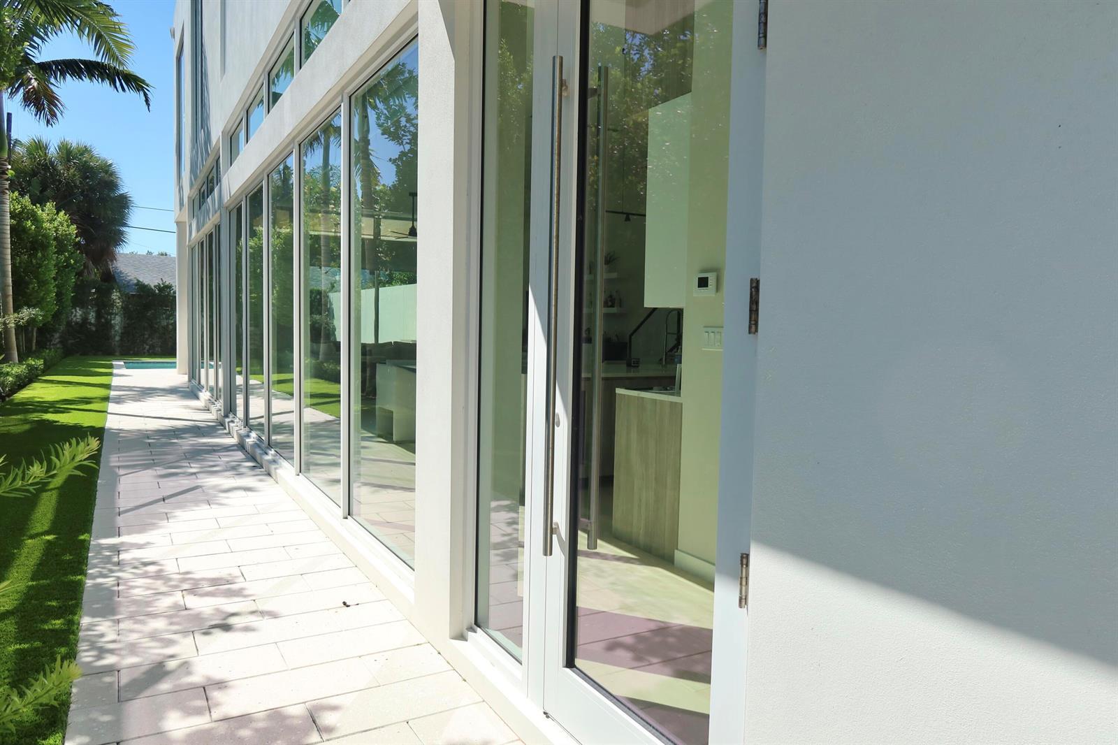 724 N LAKE Avenue N, Delray Beach FL 33483 photo 4