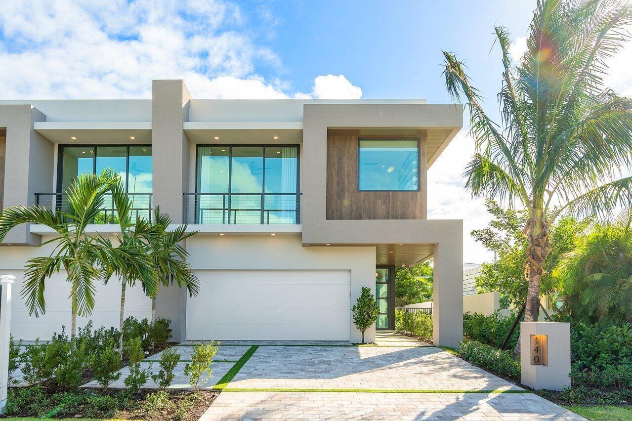 140 NE WAVECREST Way, Boca Raton FL 33432 photo 2