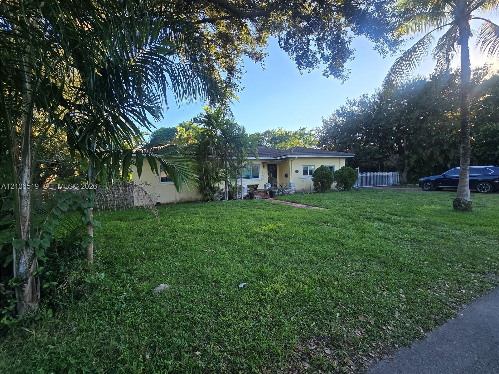 350 NE 107th St, Miami Shores FL 33161 photo 2